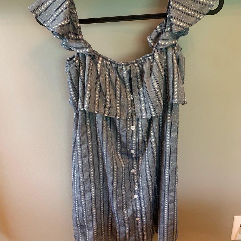 Chambray patterned tunic.